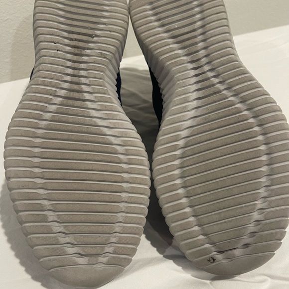 Brooks Adrenaline GTS Running Shoes - Picture 4 of 4